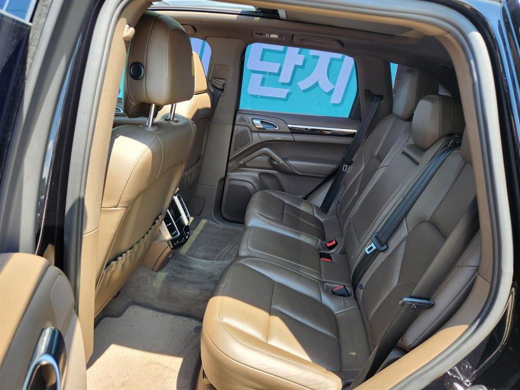 Porsche Cayenne - Vista 7