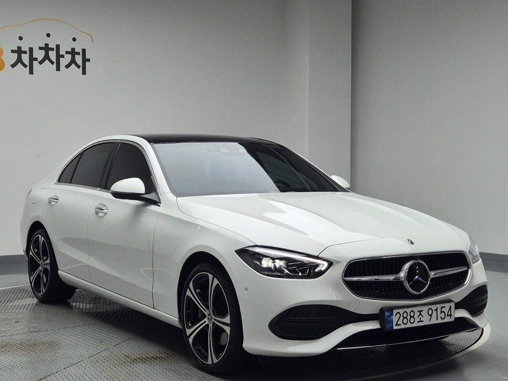 Mercedes Benz C Class - Vista 4