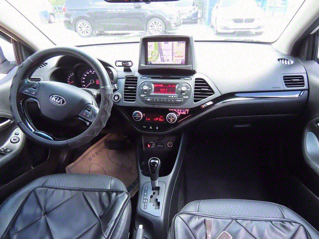 KIA Morning - Vista 5