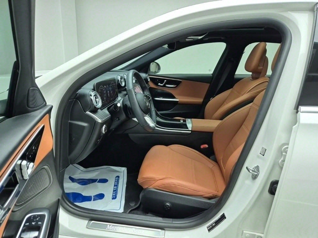 Mercedes Benz C Class 2023 Blanco - Importación desde Corea - HF Imports Iquique - Foto 18