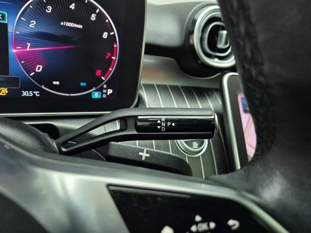 Mercedes Benz C Class 2023 Blanco - Importación desde Corea - HF Imports Iquique - Foto 15