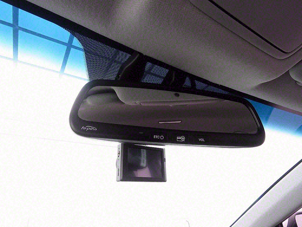 HYUNDAI Avante - Vista 11