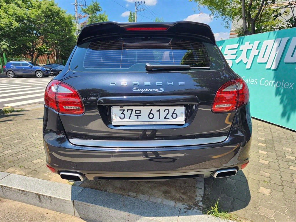 Porsche Cayenne - Vista 4
