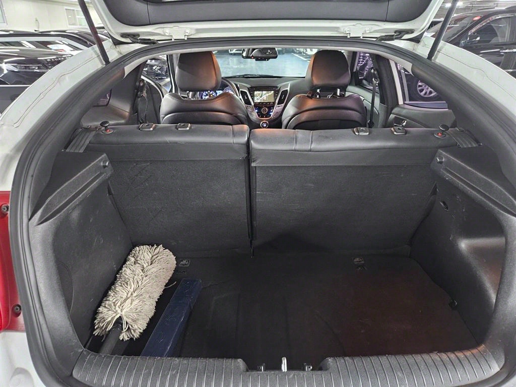 HYUNDAI Veloster 2012 Blanco - Importación desde Corea - HF Imports Iquique - Foto 17