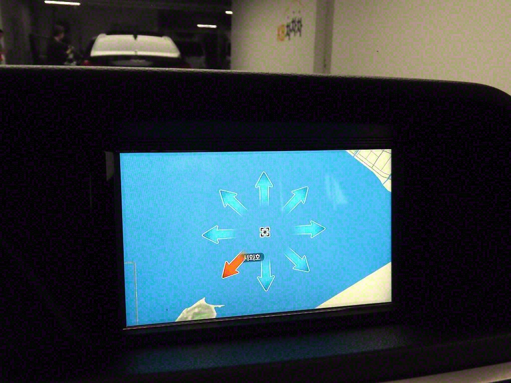 Mercedes Benz E class - Vista 9