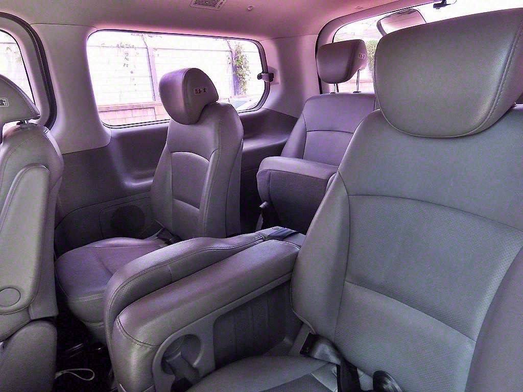 HYUNDAI Starex - Vista 7