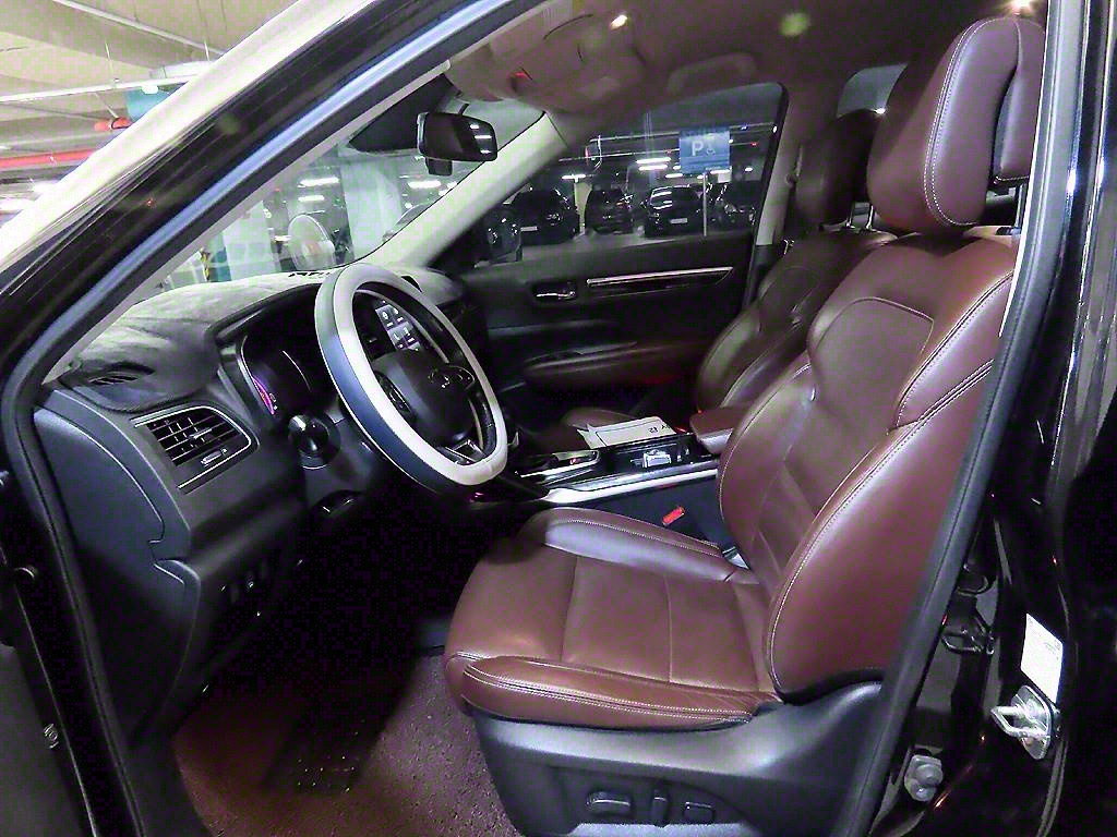 SAMSUNG QM6 - Vista 6