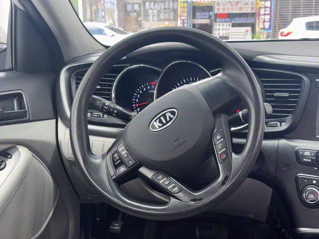 KIA K5 2011 Blanco - Importación desde Corea - HF Imports Iquique - Foto 17