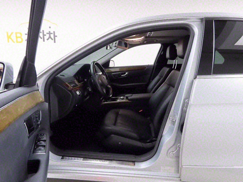 Mercedes Benz E class 2011 - Importación desde Corea - HF Imports Iquique - Foto 13