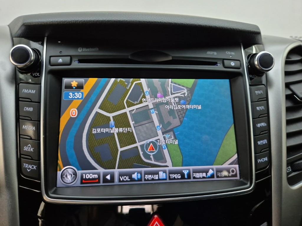 HYUNDAI i30 2014 Blanco - Importación desde Corea - HF Imports Iquique - Foto 13