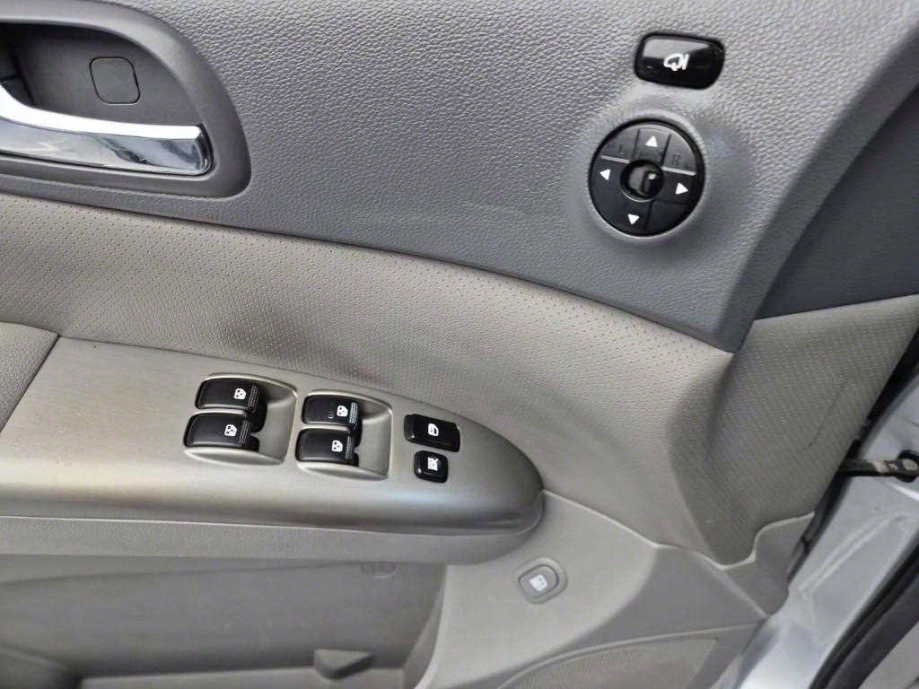 KIA Carnival 2008 Plateado - Importación desde Corea - HF Imports Iquique - Foto 17