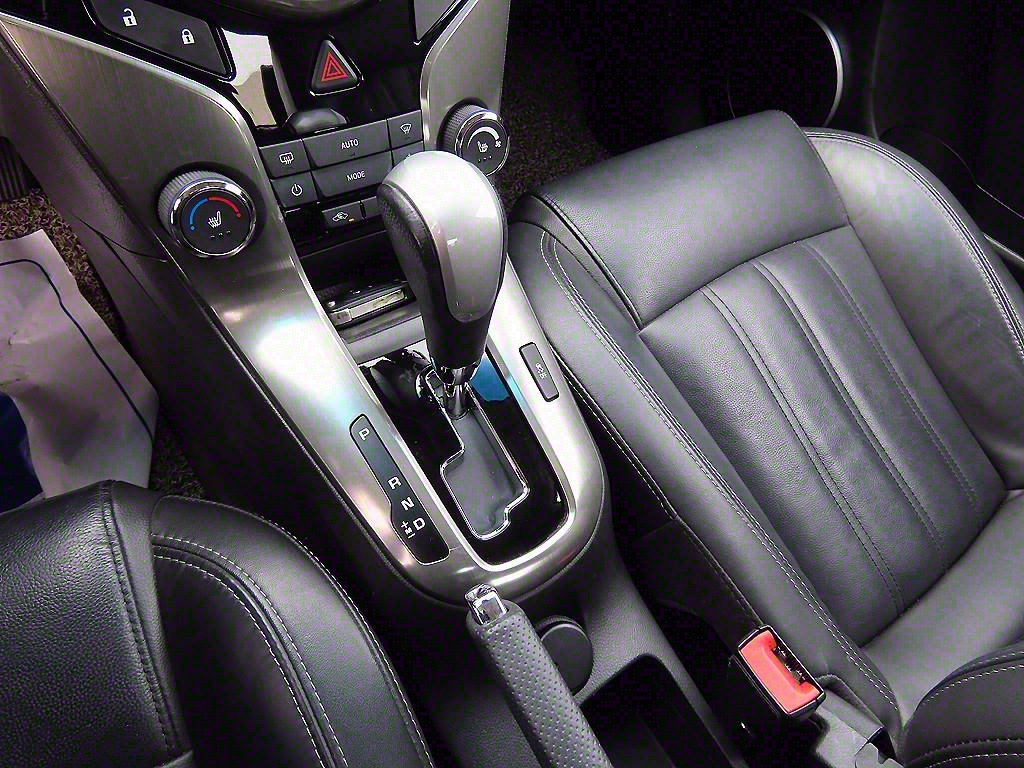 Chevrolet Cruise - Vista 10