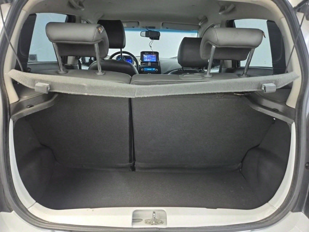 Chevrolet Spark - Vista 5