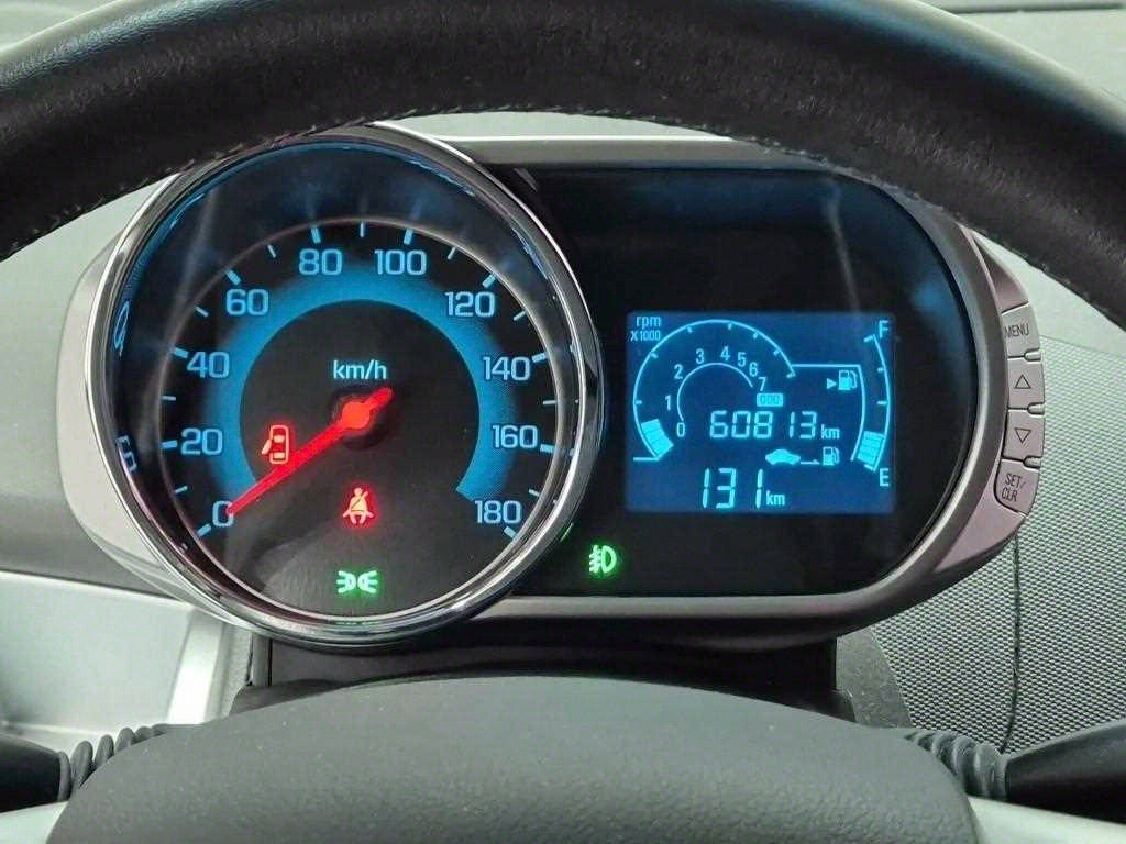 Chevrolet Spark - Vista 6