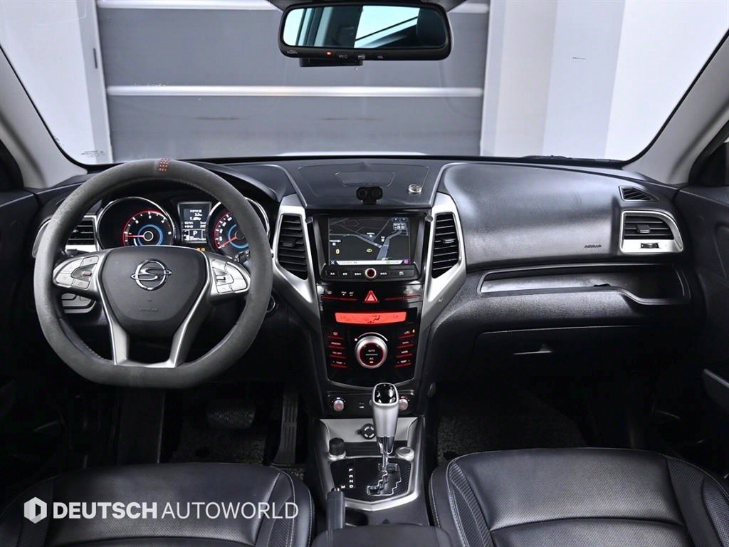 Ssangyong Tivoli 2016 Blanco - Importación desde Corea - HF Imports Iquique - Foto 14