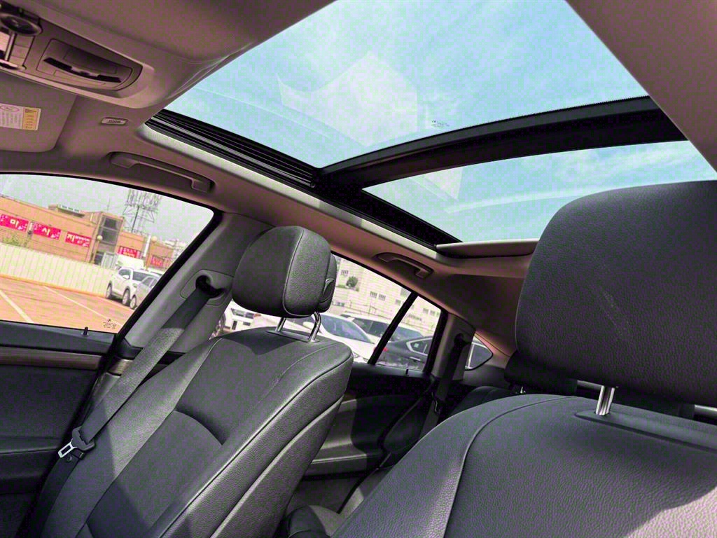 BMW Gran Turismo 2012 Negro - Importación desde Corea - HF Imports Iquique - Foto 17