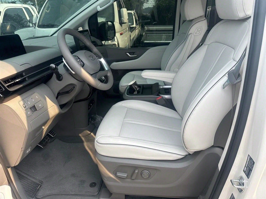 HYUNDAI Staria 2023 Blanco - Importación desde Corea - HF Imports Iquique - Foto 15