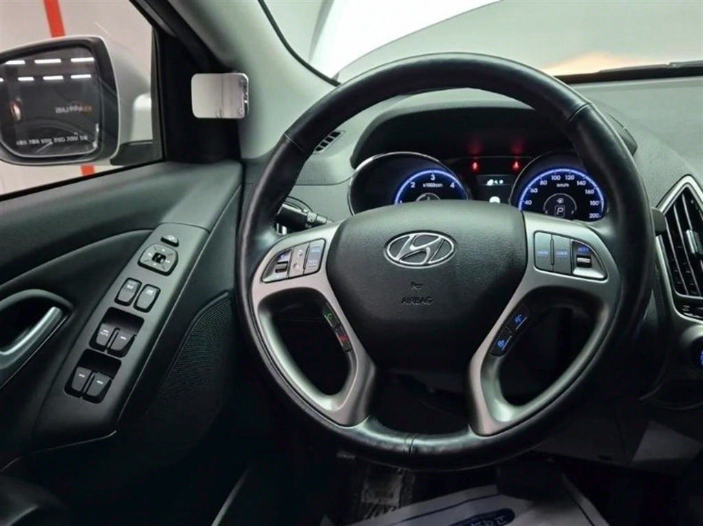 HYUNDAI Tucson - Vista 9