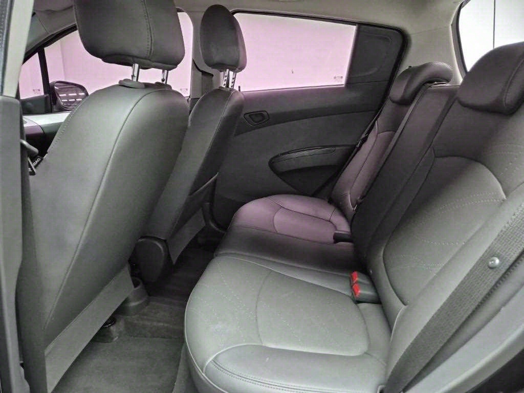 Chevrolet Spark - Vista 12