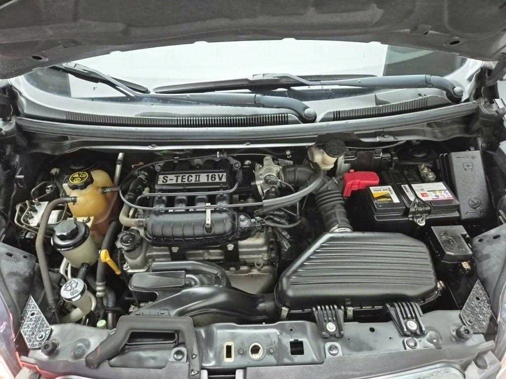 Chevrolet Spark - Vista 5