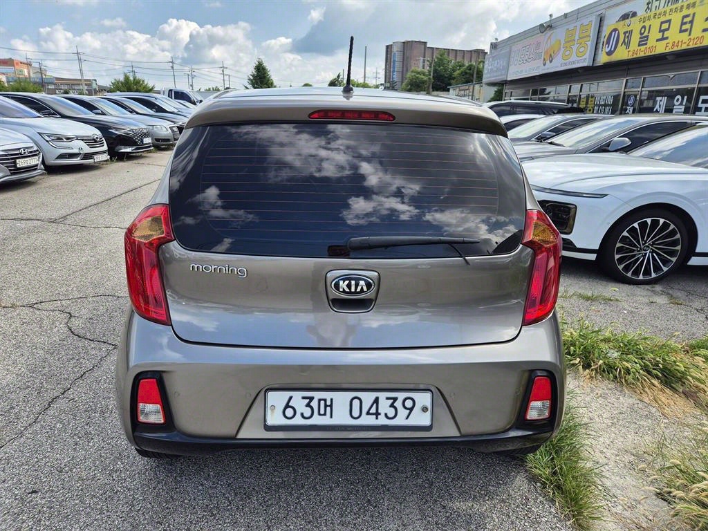 KIA Morning - Vista 4