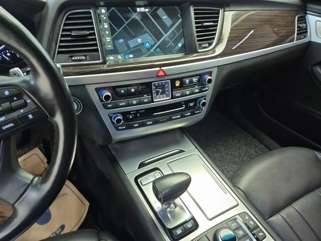 Genesis G80 - Vista 11