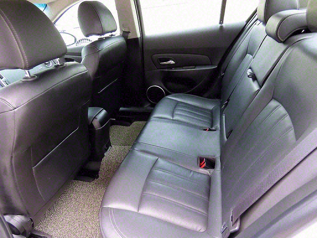 Chevrolet Cruise - Vista 6