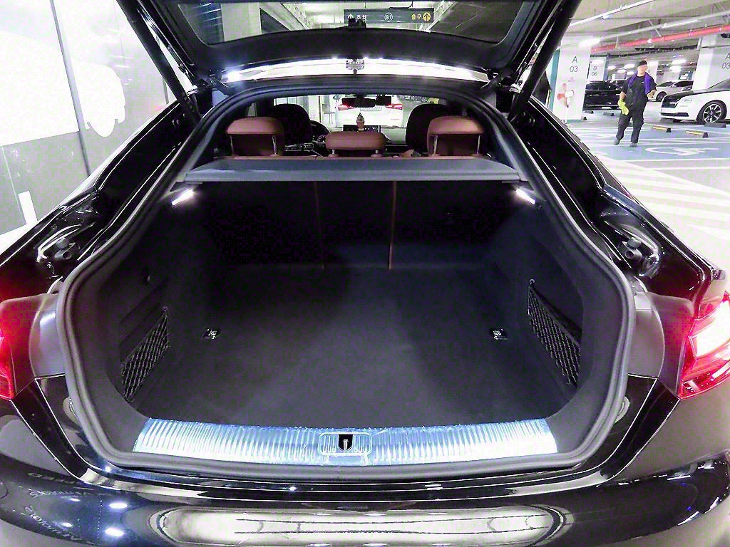 Audi A5 2023 Negro - Importación desde Corea - HF Imports Iquique - Foto 17