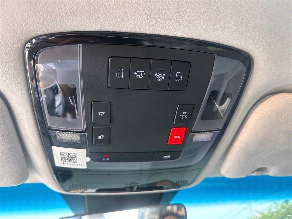 HYUNDAI Staria - Vista 11