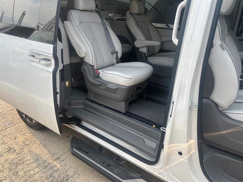 HYUNDAI Staria 2023 Blanco - Importación desde Corea - HF Imports Iquique - Foto 18