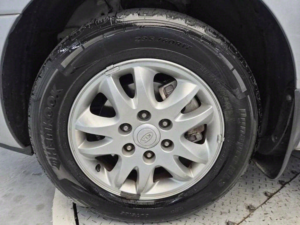 KIA Carnival 2008 Plateado - Importación desde Corea - HF Imports Iquique - Foto 19