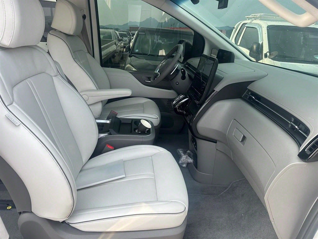 HYUNDAI Staria 2023 Blanco - Importación desde Corea - HF Imports Iquique - Foto 16