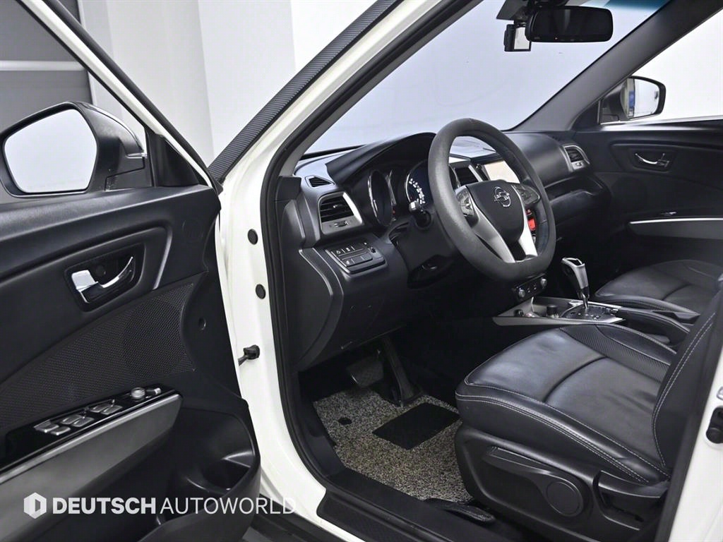 Ssangyong Tivoli - Vista 11