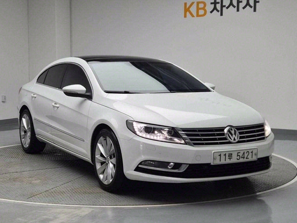 Volkswagen CC - Vista 4