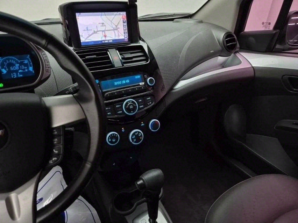 Chevrolet Spark - Vista 10