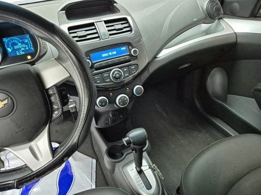 Chevrolet Spark - Vista 10