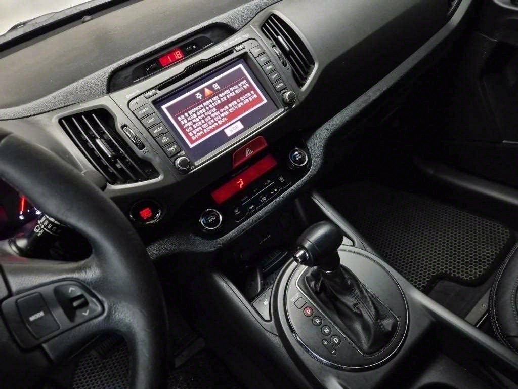 KIA Sportage - Vista 10