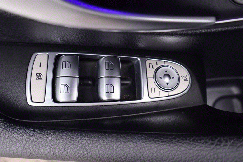 Mercedes Benz E class 2017 Verde - Importación desde Corea - HF Imports Iquique - Foto 10