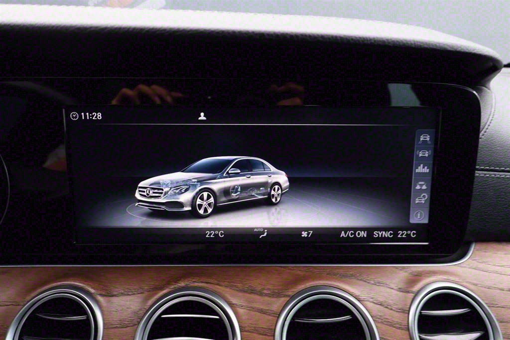 Mercedes Benz E class 2017 Verde - Importación desde Corea - HF Imports Iquique - Foto 13