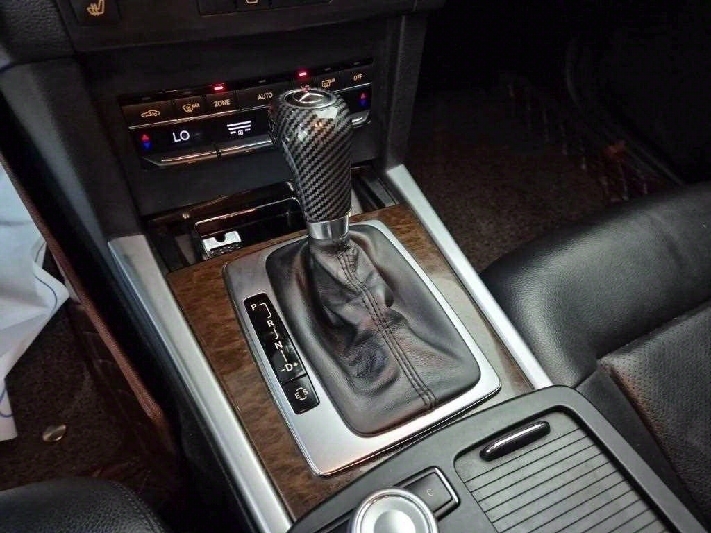 Mercedes Benz E class - Vista 8