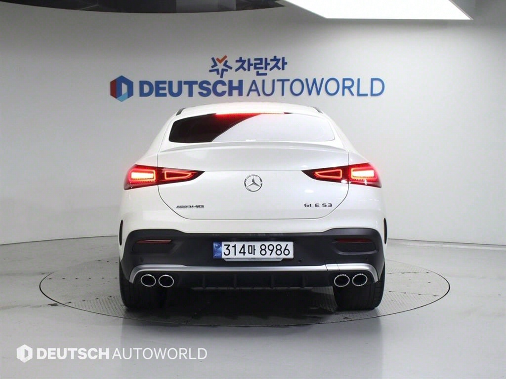 Mercedes Benz GLE Class - Vista 4