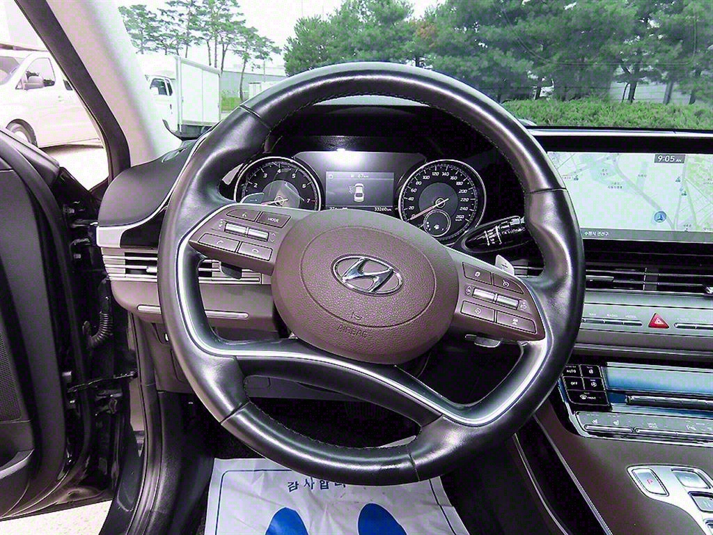 HYUNDAI Grandeur - Vista 8