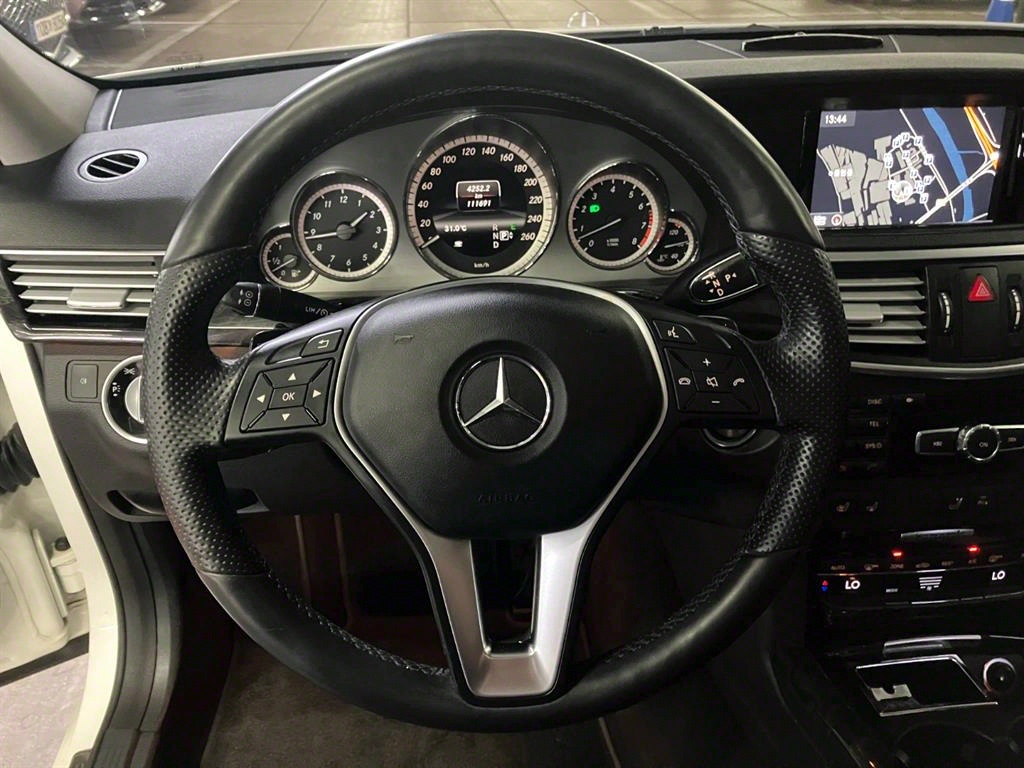 Mercedes Benz E class 2013 Blanco - Importación desde Corea - HF Imports Iquique - Foto 20