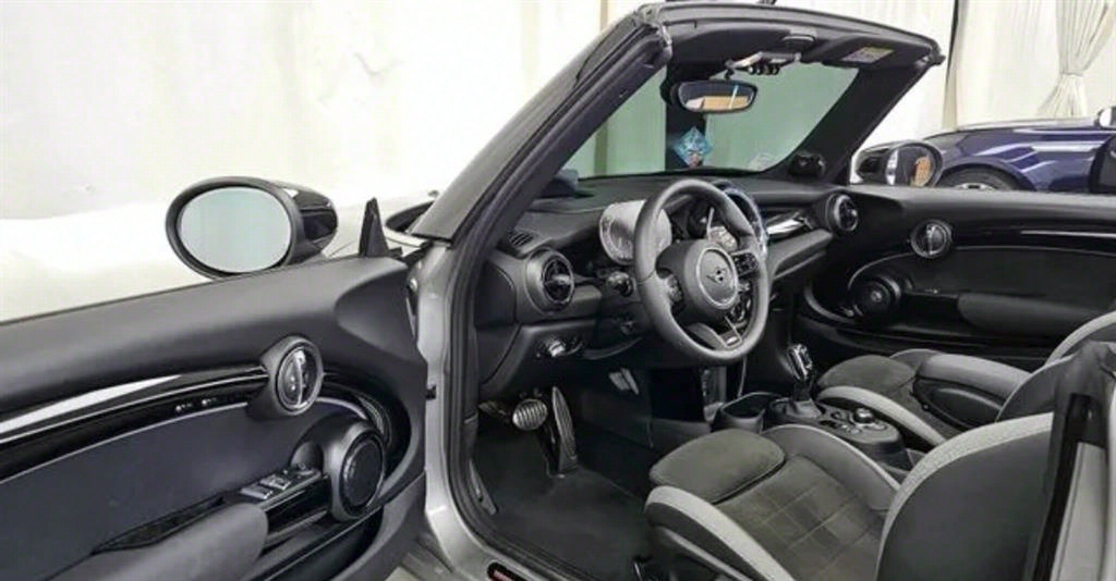 Mini Cooper Convertible - Vista 5