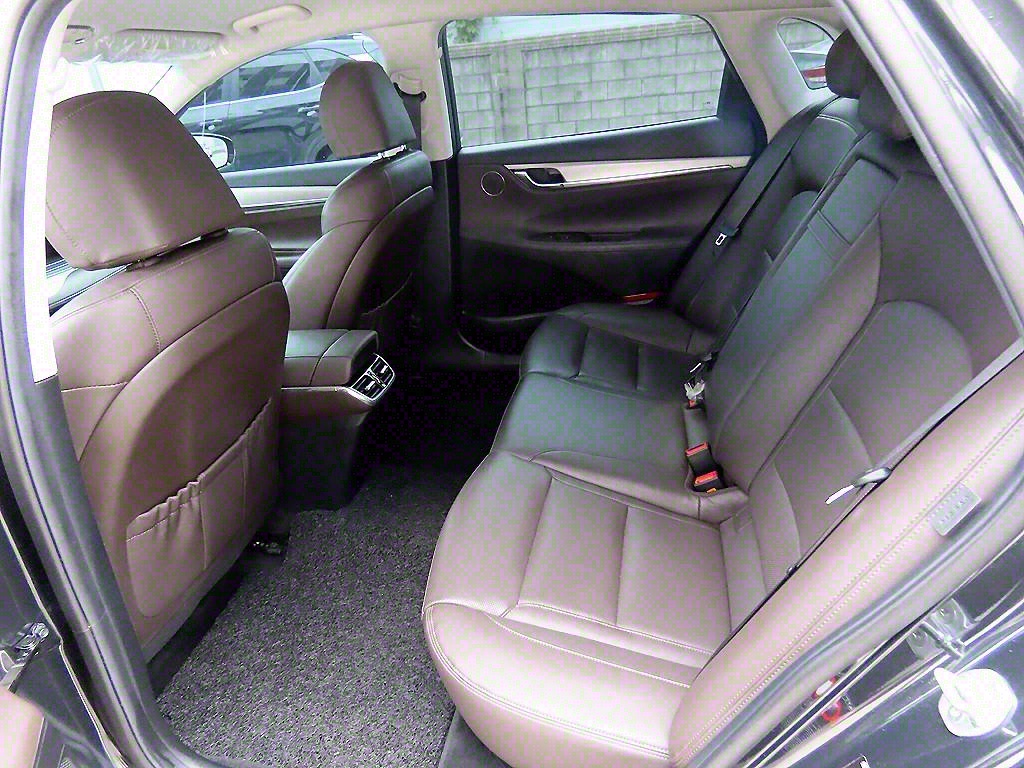 HYUNDAI Grandeur - Vista 6