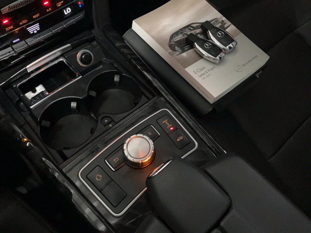 Mercedes Benz E class - Vista 11