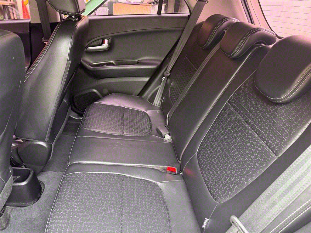 KIA Morning - Vista 11