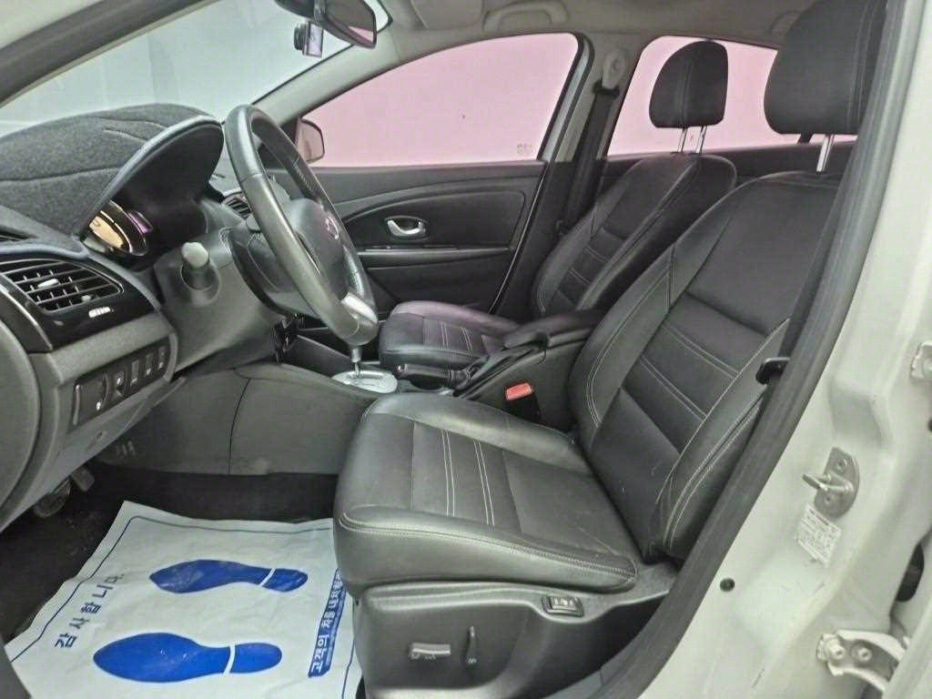 SAMSUNG SM3 - Vista 11