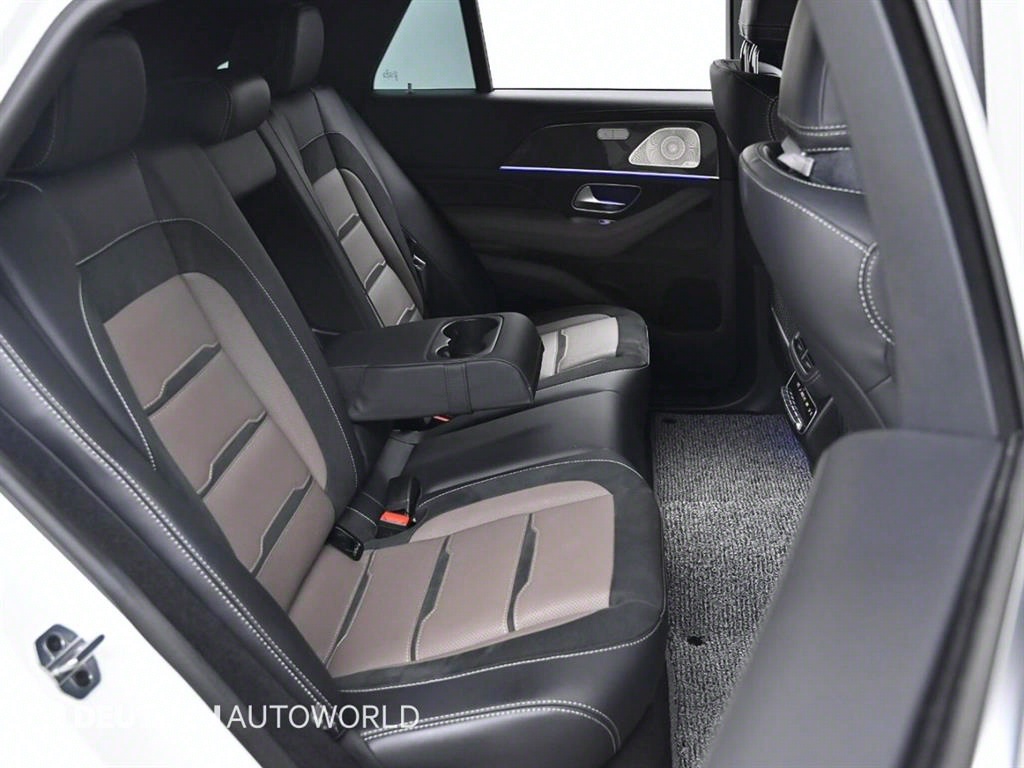 Mercedes Benz GLE Class - Vista 12