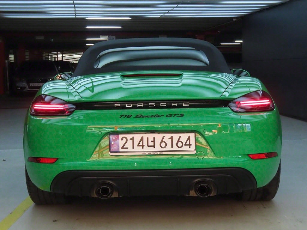 Porsche 718 - Vista 4